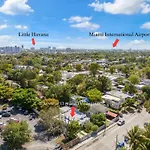 Stylish Studio Near Wynwood & Design District